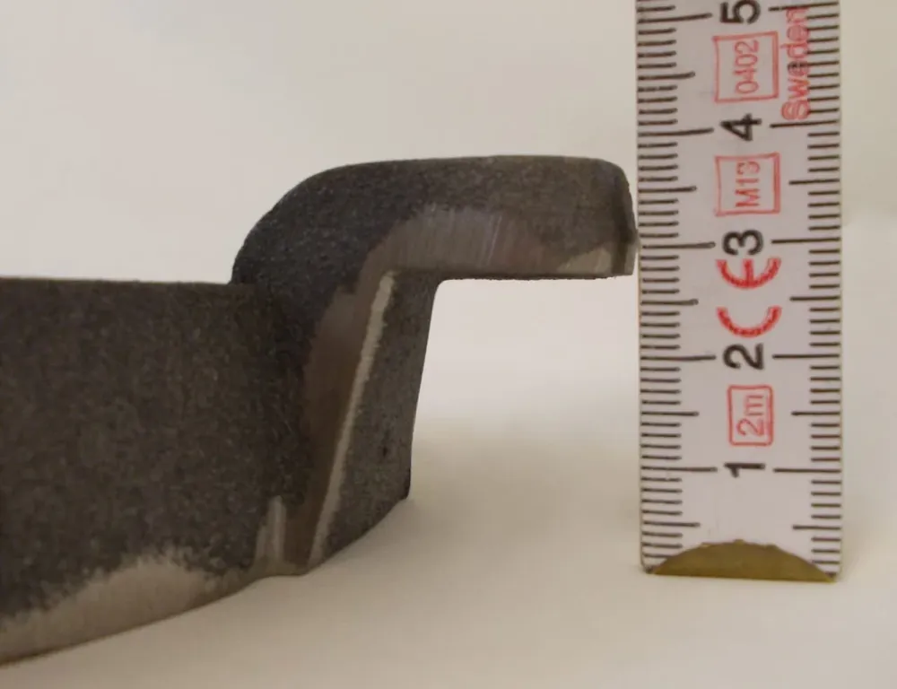 Rüttel rist omkring 19 cm støbt rustovnstativ