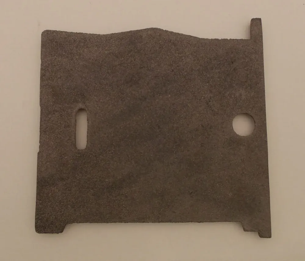 Stehrost 18,5x19cm, indre dør til Ortrand Kachelofen