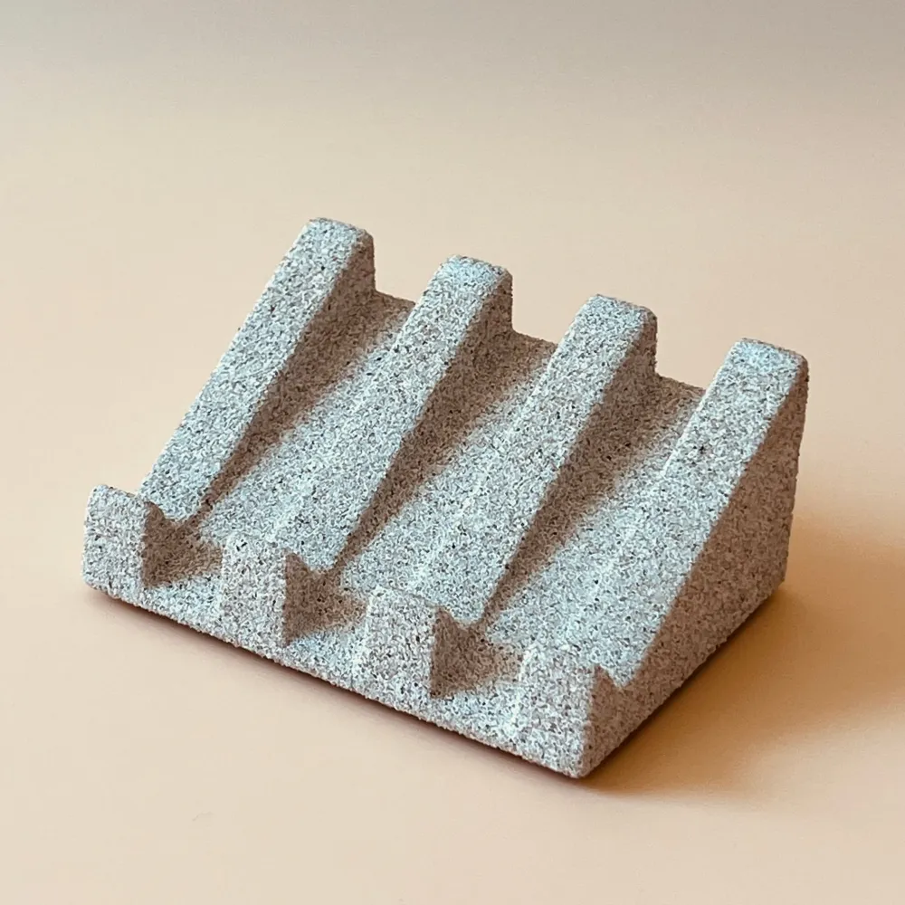 Sæbeholder, Sand