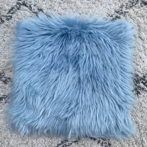 Sædehynde - Ice blue - Imiteret pels TILBUD