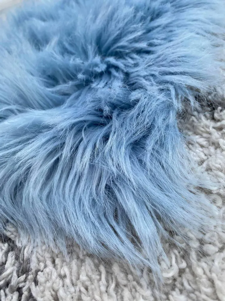 Sædehynde - Ice blue - Imiteret pels TILBUD