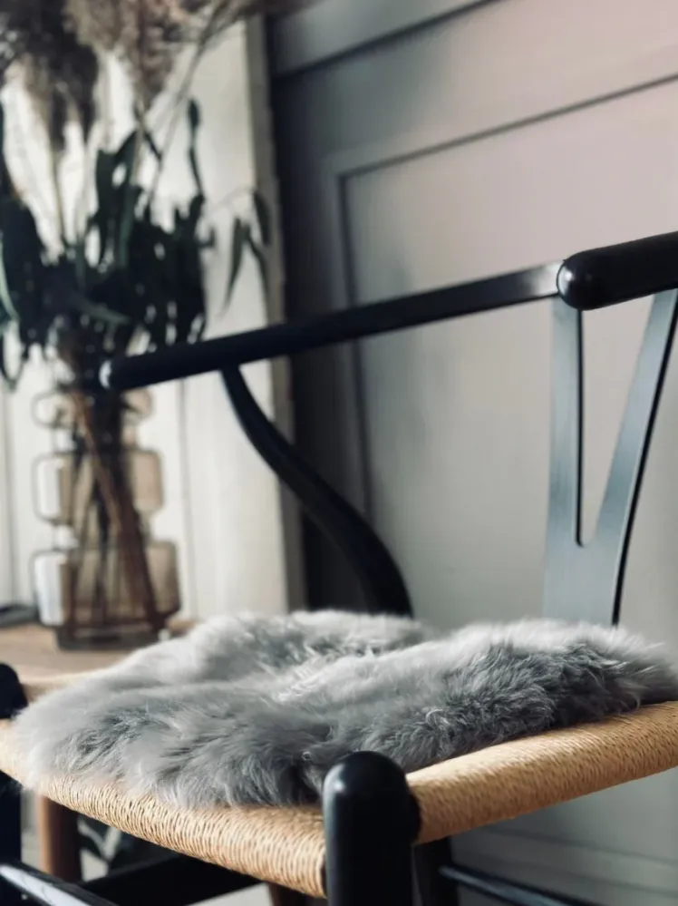 Sædeskind Ø 34cm - Grå lammeskind