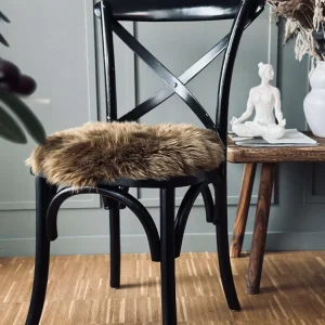 Sædeskind af lammeskind – Dark brown