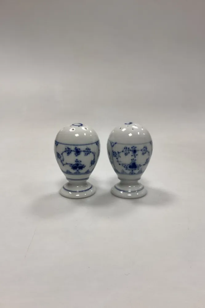 Royal Copenhagen Musselmalet Riflet Salt - og Pebersæt No. 189/2009
