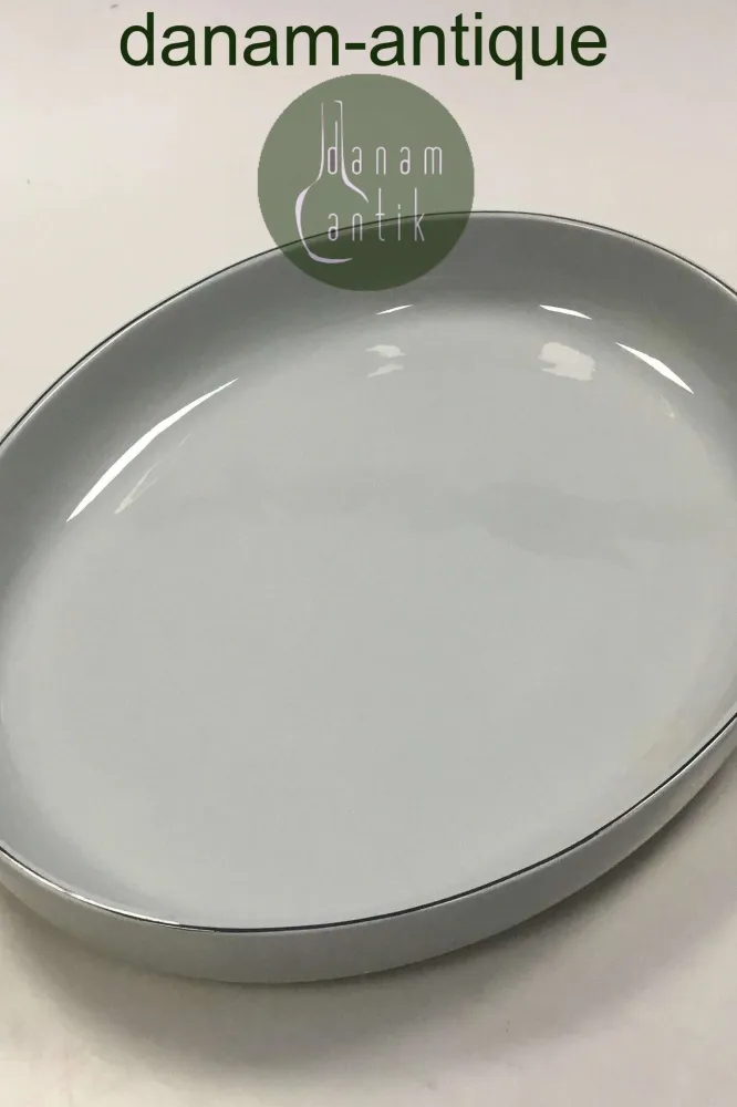 Royal Copenhagen Blåkant Ovalt Fad No 3079