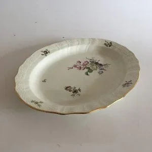 Royal Copenhagen Frijsenborg Ovalt Fad No 1556