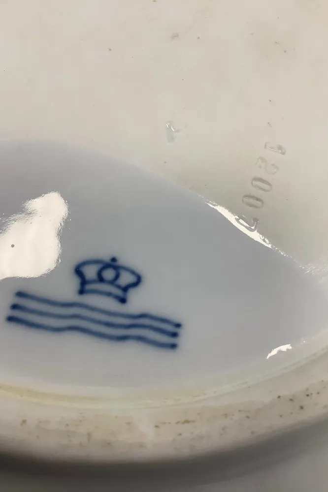 Royal Copenhagen Juliane Marie, hvid Oval Serveringsfad No 12007