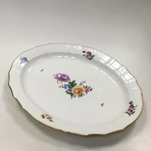 Royal Copenhagen Saksisk Blomst Let, Stort ovalt Fad No. 1558