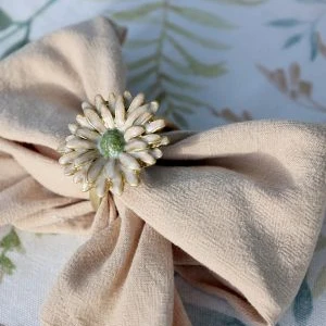Servietring med blomst - Chic Antique