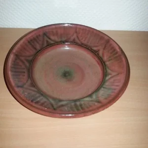 Hylledsted keramik, Rød skål 22 cm.