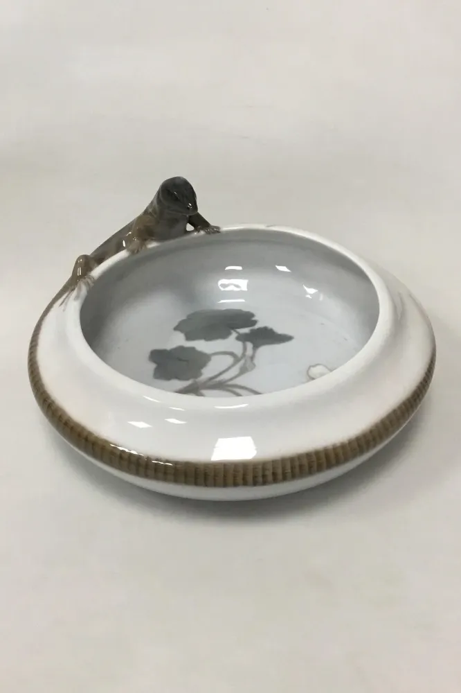 Royal Copenhagen Art Nouveau Skål med firben No 397/25