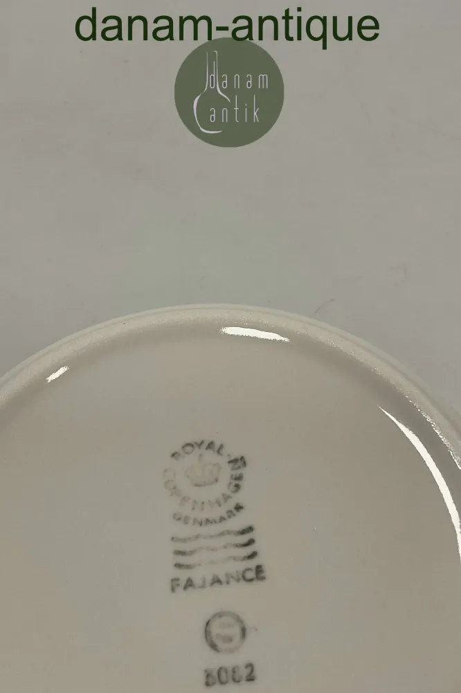 Royal Copenhagen Fajance Rødkant Lille skål No 3082
