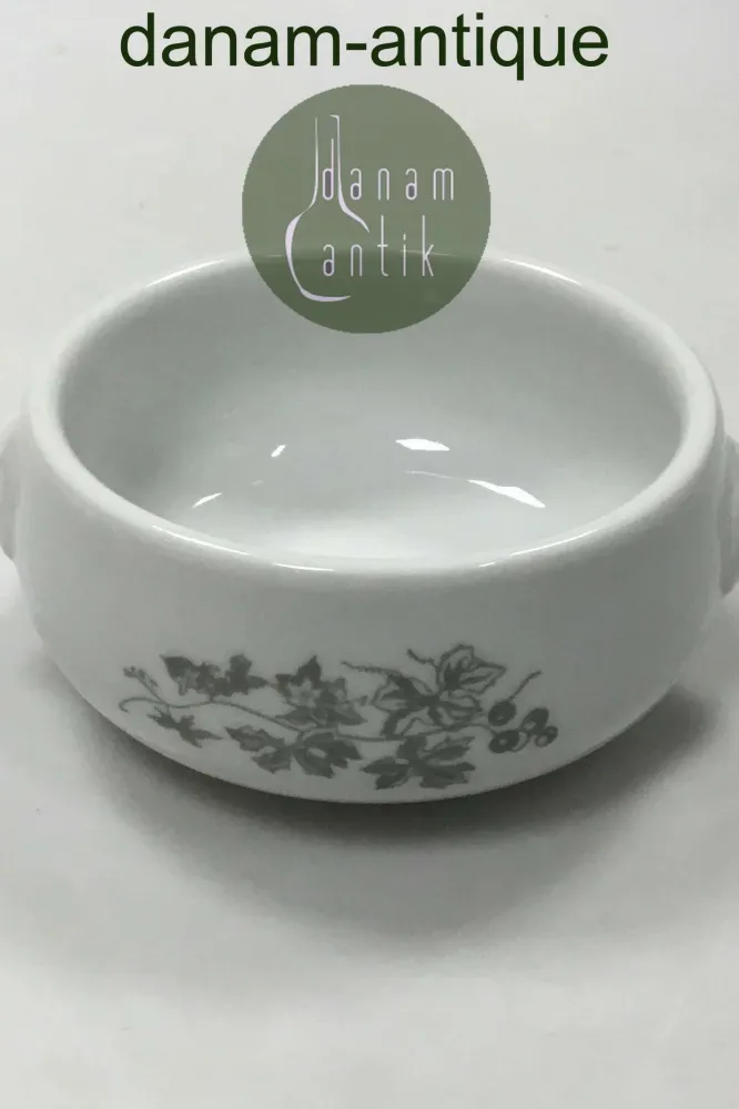Royal Copenhagen Hotelporcelæn dekoreret med vilde planter Lille skål No 6046