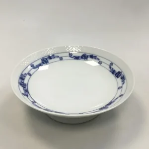 Royal Copenhagen Rosenknop Kageskål på Fod No 8062