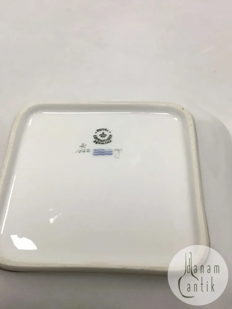 Royal Copenhagen Sirius Firkantet skål No 1522