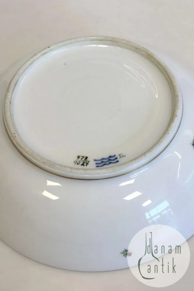 Royal Copenhagen Stel nr. 478 Rosenguirlande med guld Rund Skål No 9024