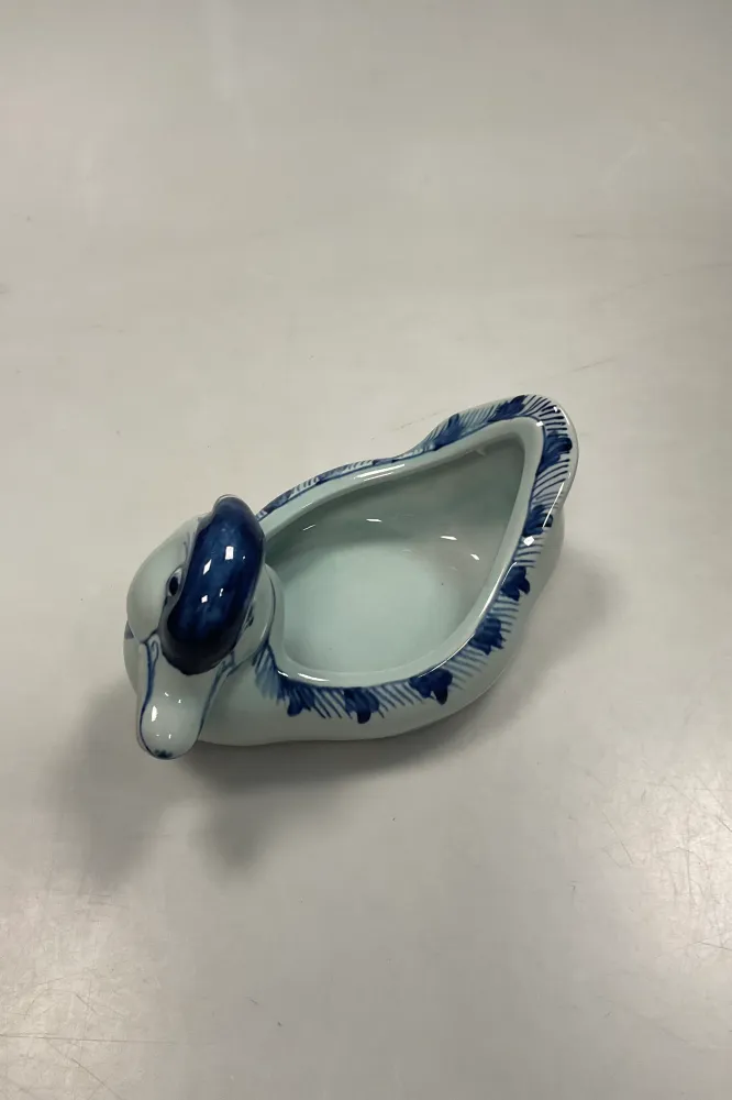 Royal Copenhagen Blå Tranquebar Bonbonniere And uden låg No 3043/1058