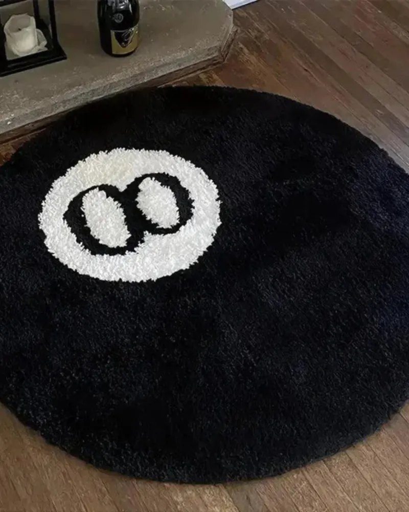 Noire Eight Rug