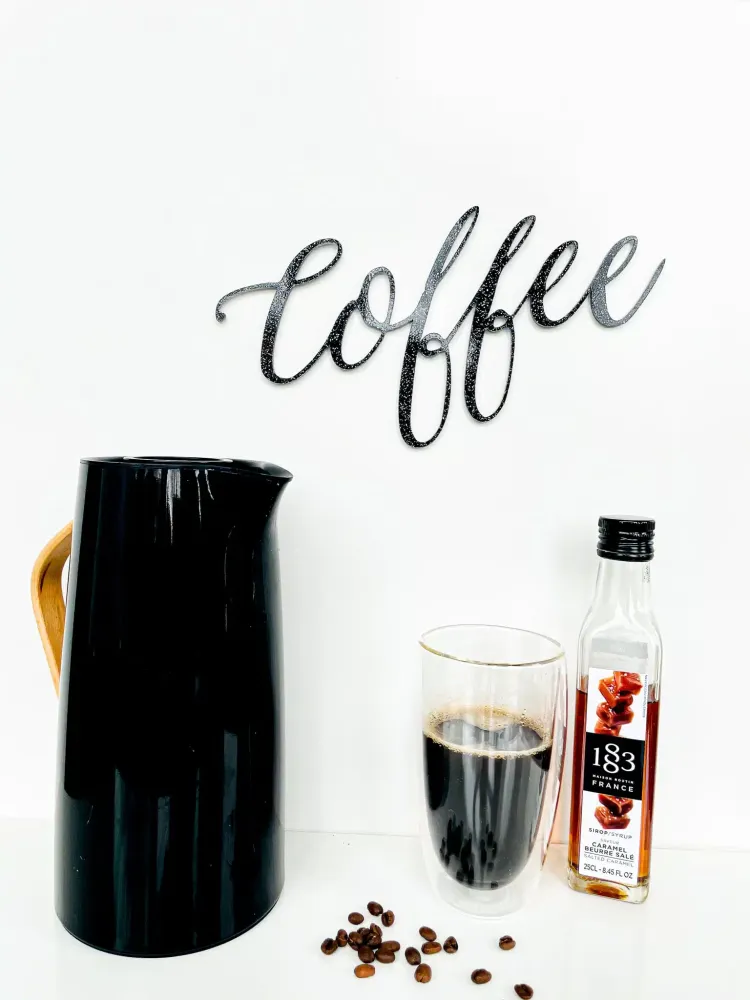 Kaffe skilt - Coffee uden bønner - 28x15 cm Hvid