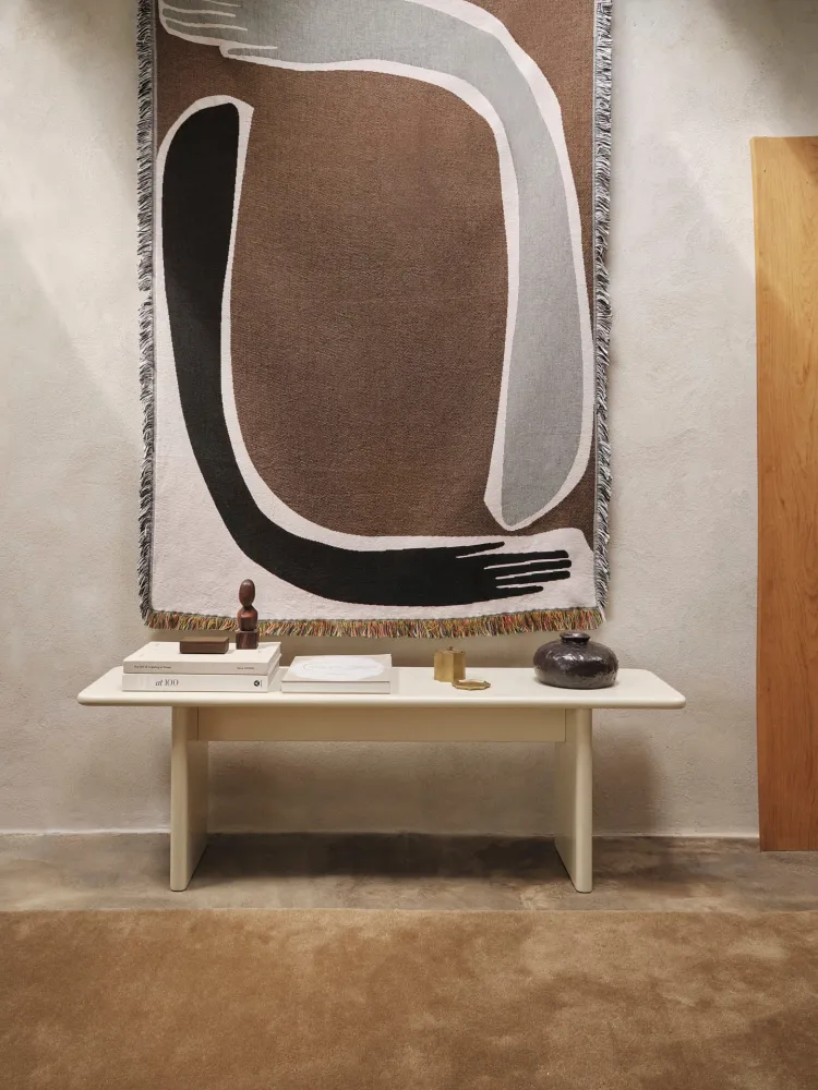 Portable Pose Tapestry Blanket - Coffee