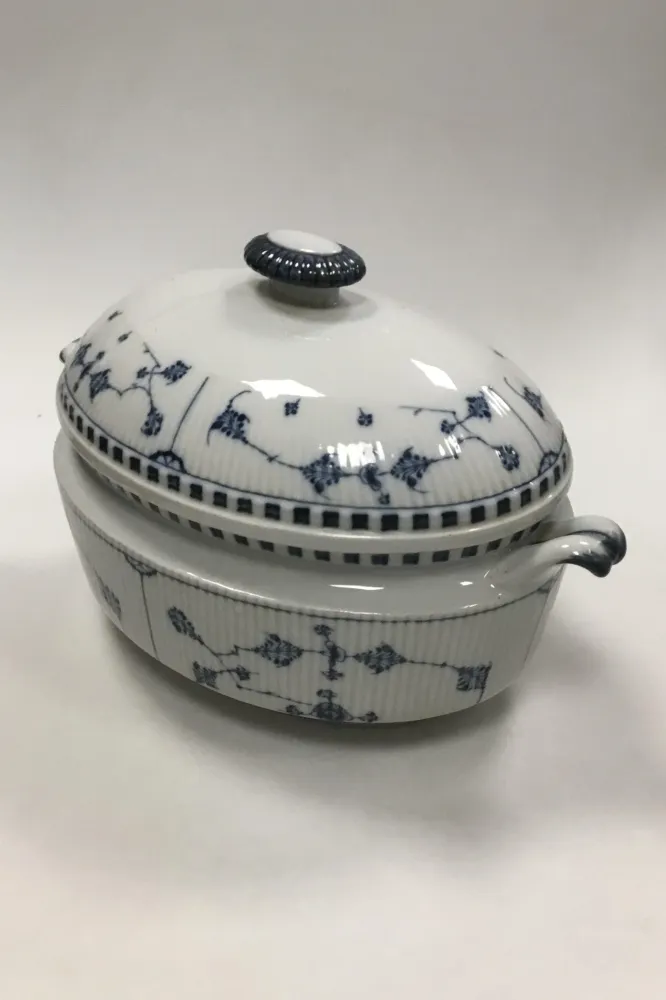 Royal Copenhagen Antik Musselmalet Oval Terrin