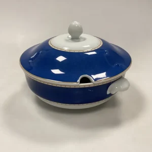 Royal Copenhagen Liselund Mørkeblå Terrin med låg No. 174/173