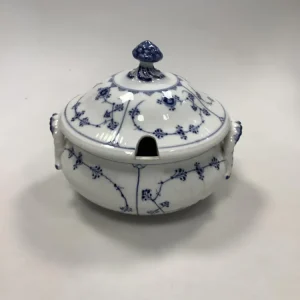 Royal Copenhagen Musselmalet Riflet Rundt Terrin No 221
