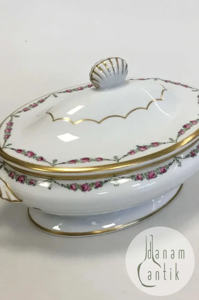 Royal Copenhagen Stel nr. 478 Rosenguirlande med guld Oval terrin No 9058
