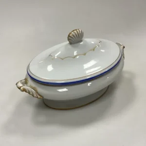 Royal Copenhagen Terrin med Underfad No. 282/9058
