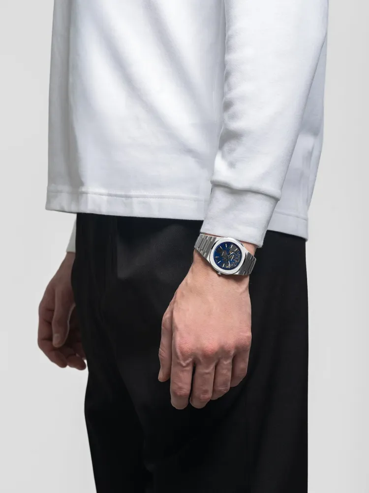D1 Milano Carbon Reef Ultra Thin Watch 39 mm D1-UHBJ04