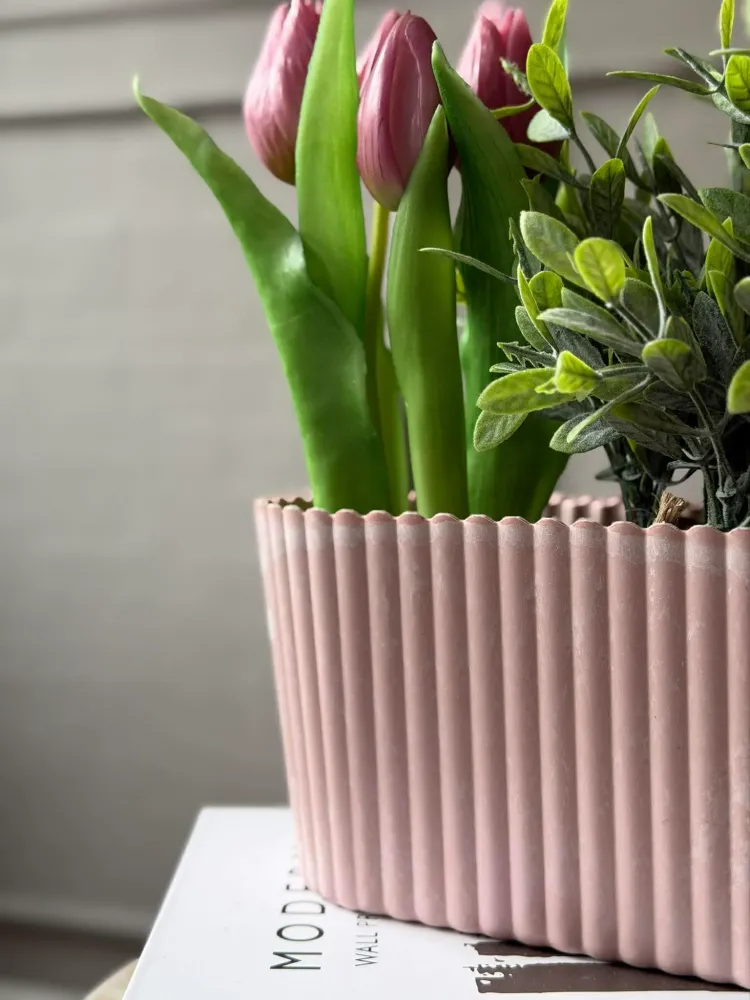 Aflang potte i beton look - Rosa