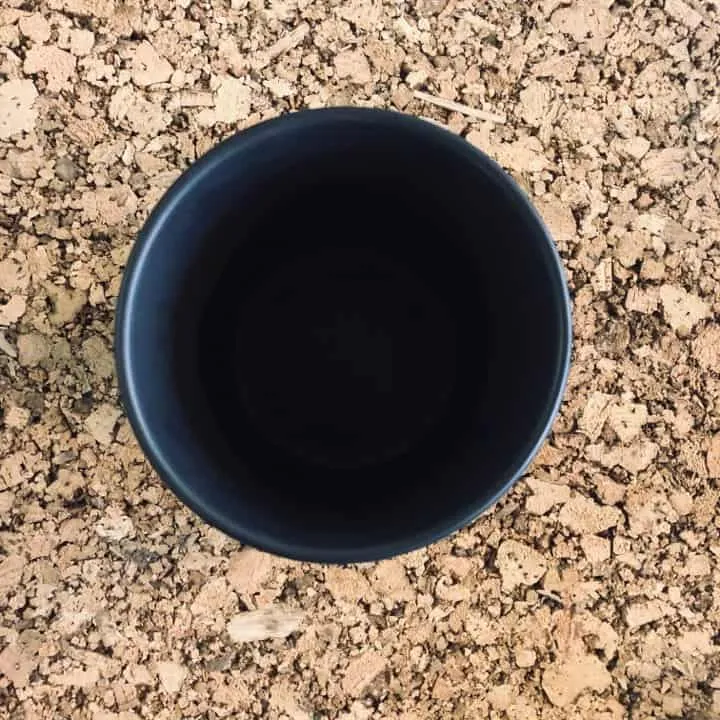 Mellem potte / Vase - Mat sort