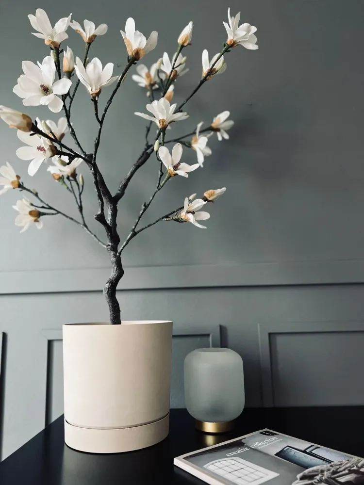 Potte i beton look - Vandingssystem i bunden - Beige
