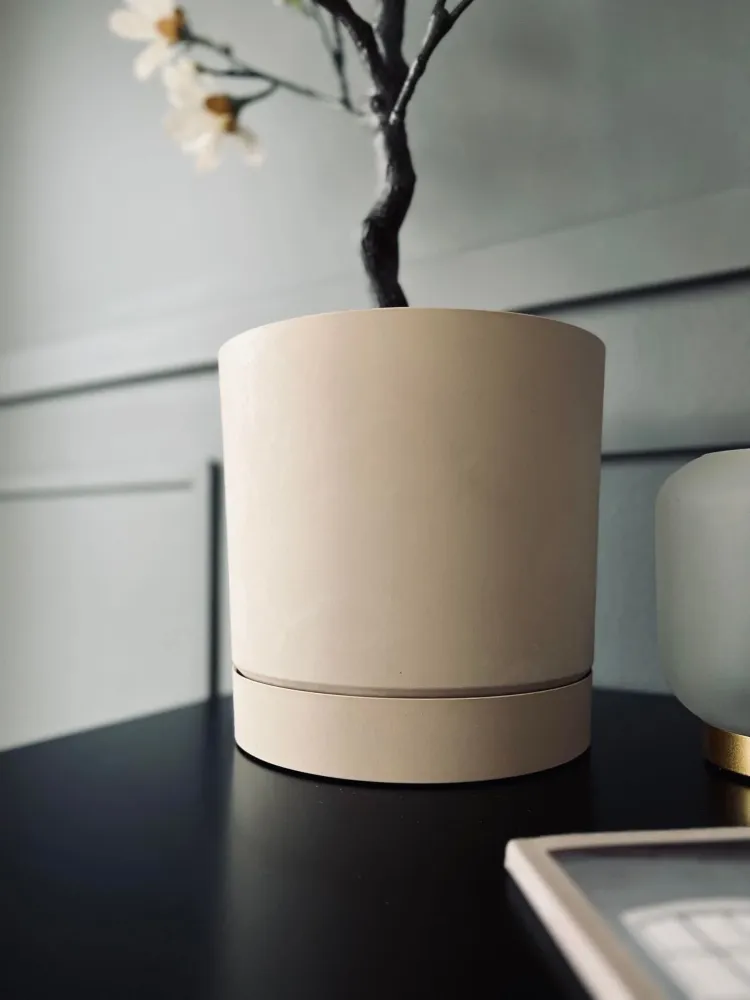 Potte i beton look - Vandingssystem i bunden - Beige