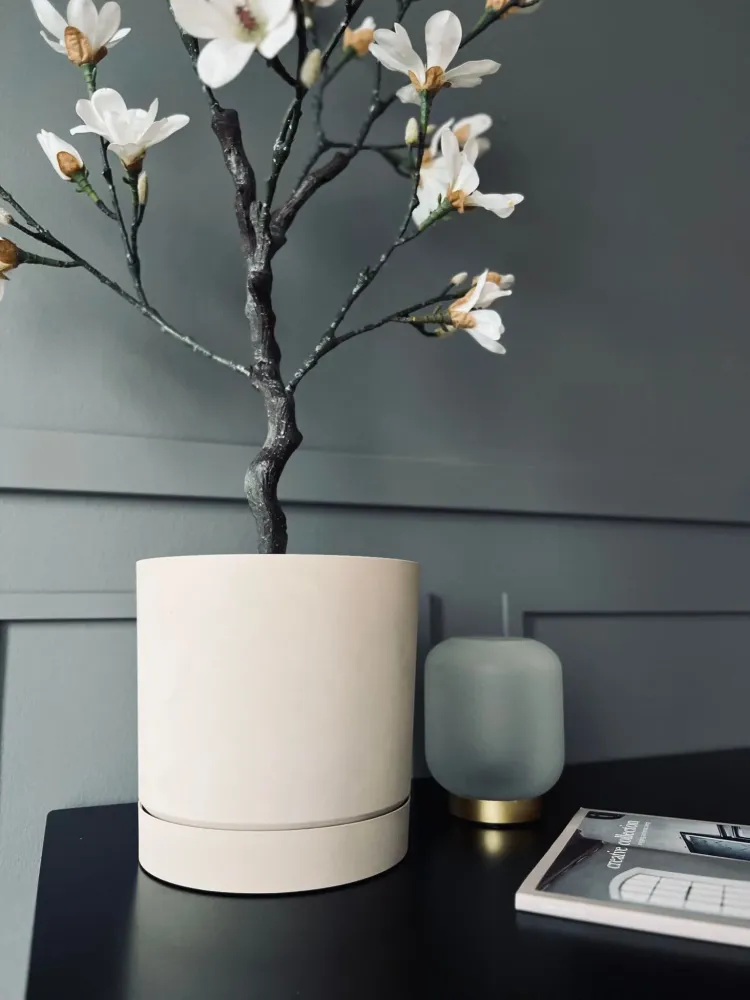Potte i beton look - Vandingssystem i bunden - Beige