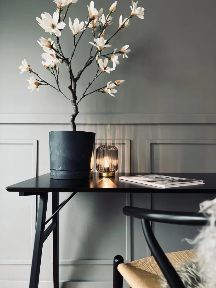 Potte i beton look - Vandingssystem i bunden - Sort