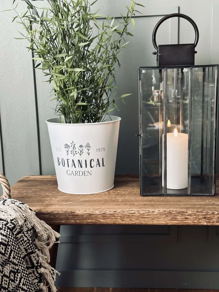 Skjuler til blomster - Hvid