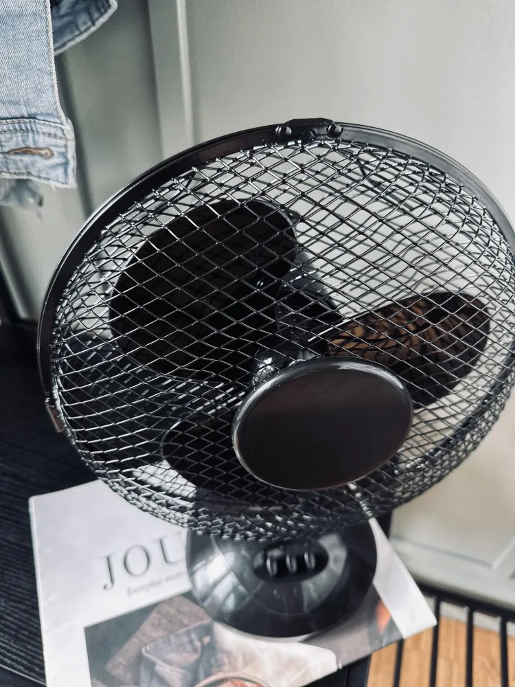 Ventilator – Black