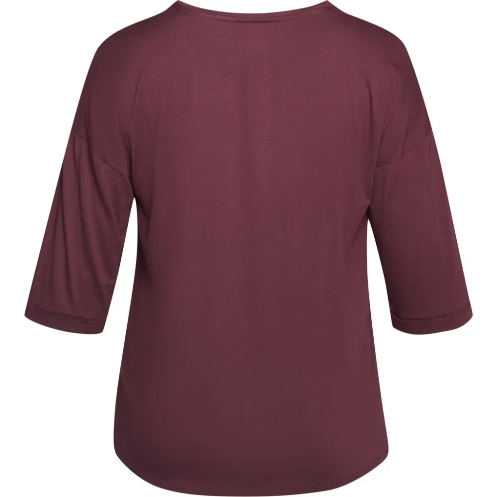 ADNatsu - Wine Red & White Wine