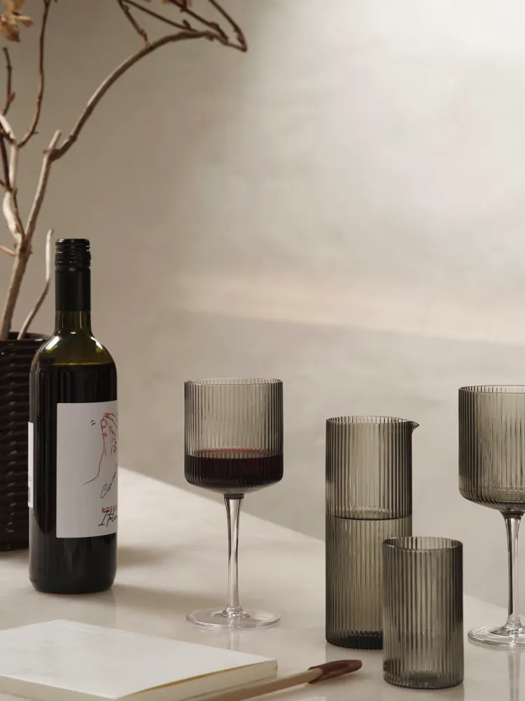 Ripple Red Wine Glasses - Place 2 - Smoked Grey